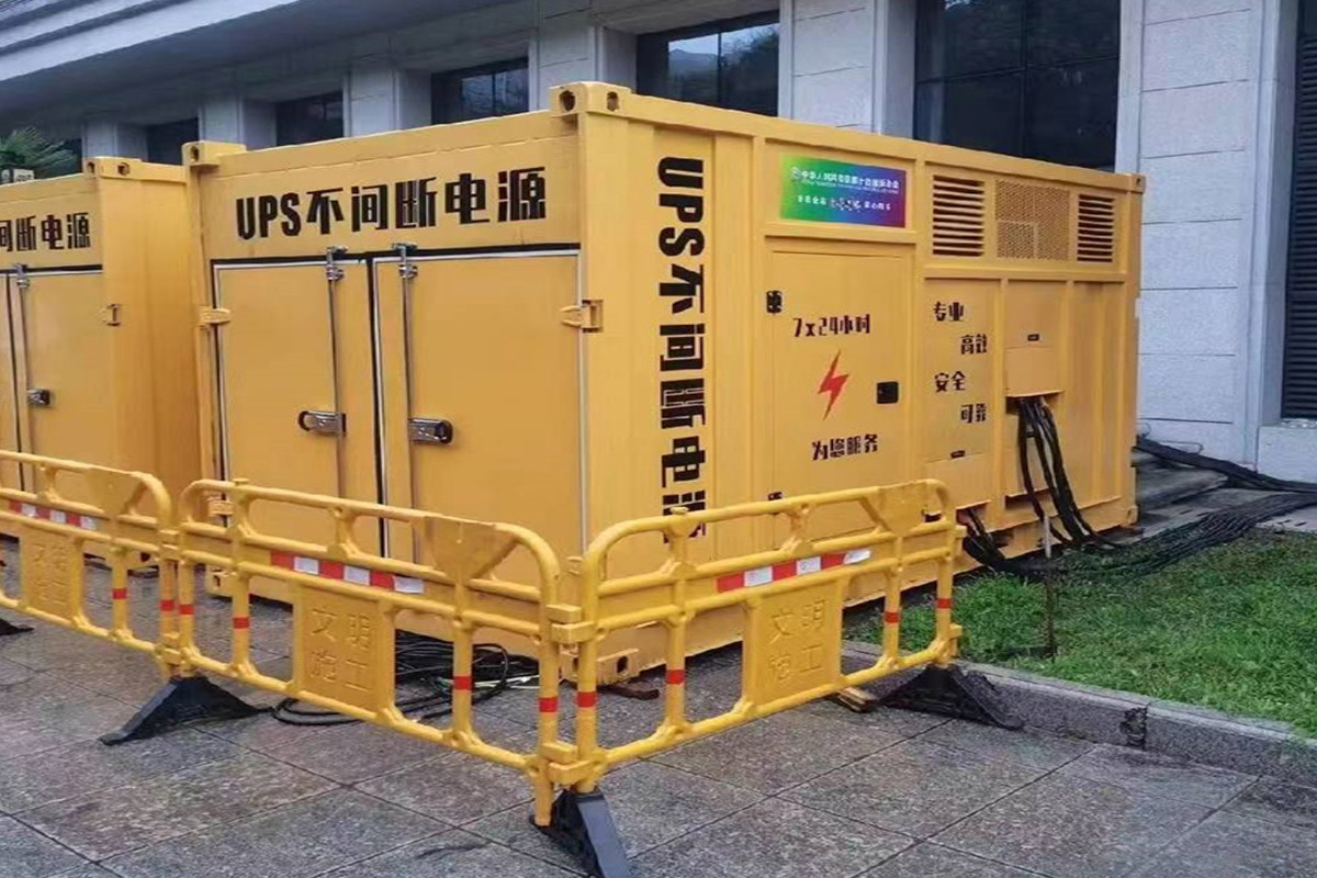 荷塘发电机租赁施工现场